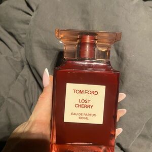 Tom Ford Lost Cherry Eau de Parfum - Deep Red
